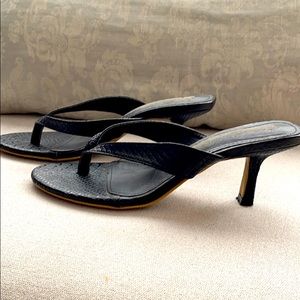 Vintage Kitten Heel Thong Sandals